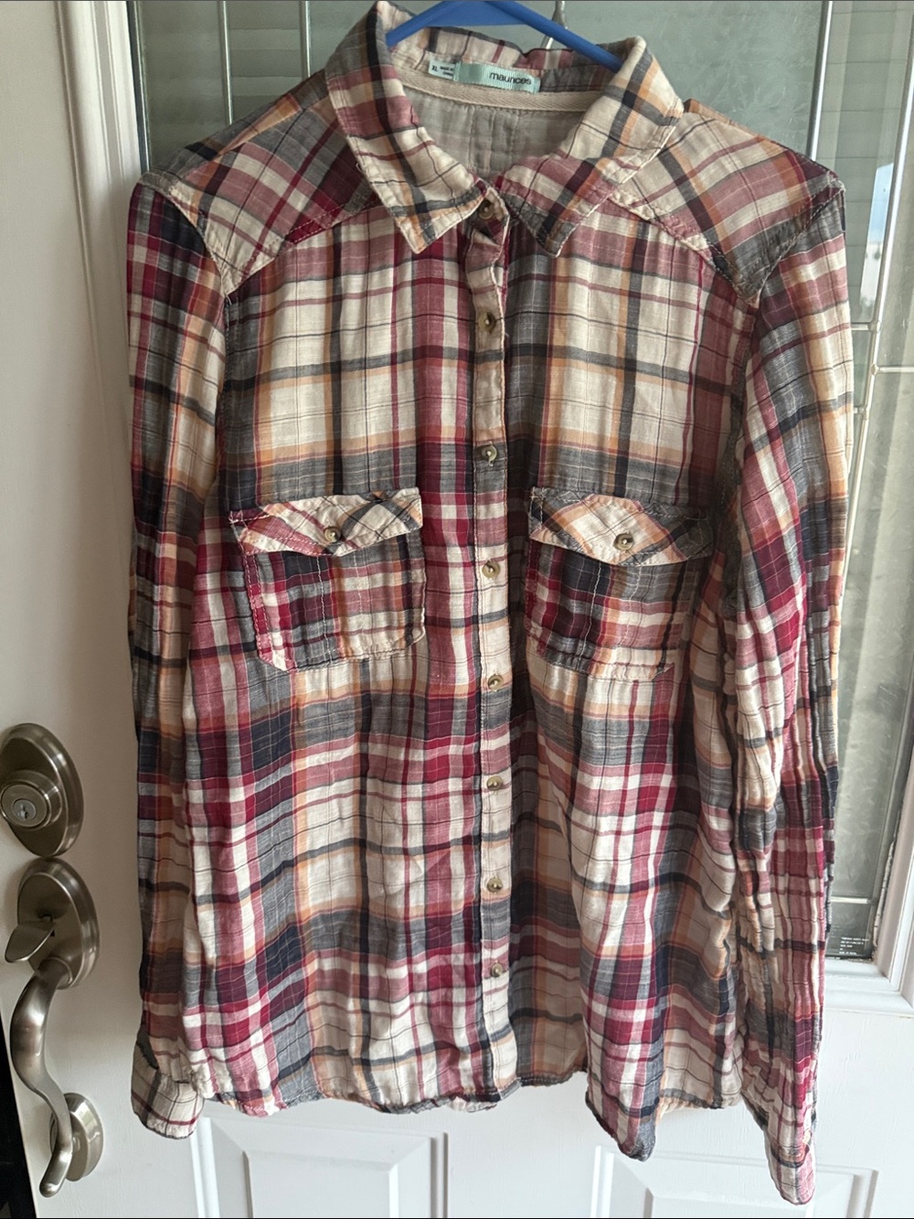 Plaid Button-Down Long-Sleeve Shirt in Red and Cream 0129